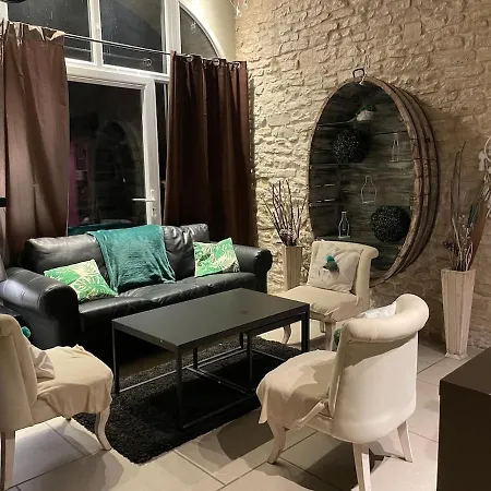 L Institut Apartment Jeuxey