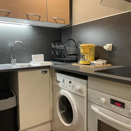 L Institut Apartment