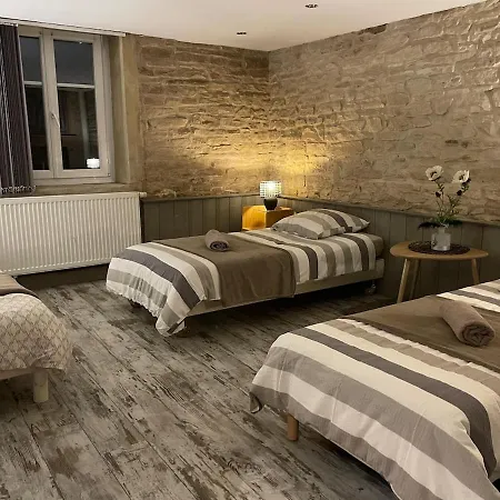 L Institut Apartment *